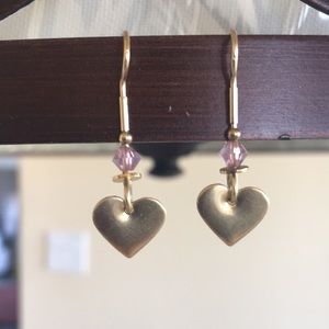 Pierced gold tone and lavender crystal drop ear